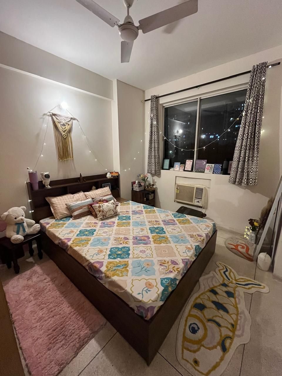 Private room in DLF Phase 3